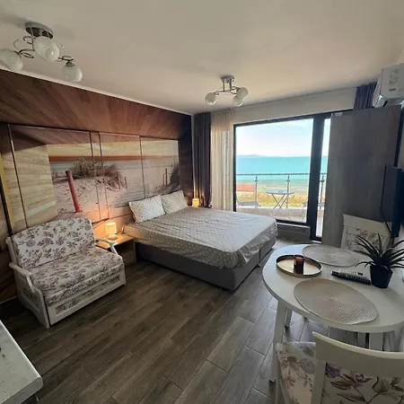 Infinity Sea View Πομόριε
